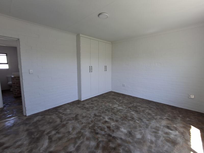 2 Bedroom Property for Sale in Britannia Bay Western Cape